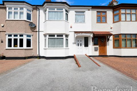 Bush Elms Road, Hornchurch, RM11