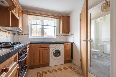 3 bedroom terraced house to rent, Grebe Road, Bicester, OX26