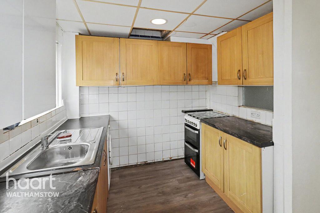 House in London - View 5