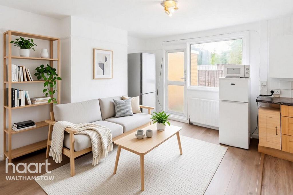 House in London - View 4