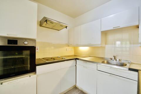 2 bedroom flat for sale, Cambridge Road, LONDON, London, E11
