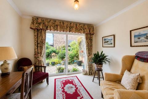 3 bedroom semi-detached house for sale, Northcote Road, Leicester LE2