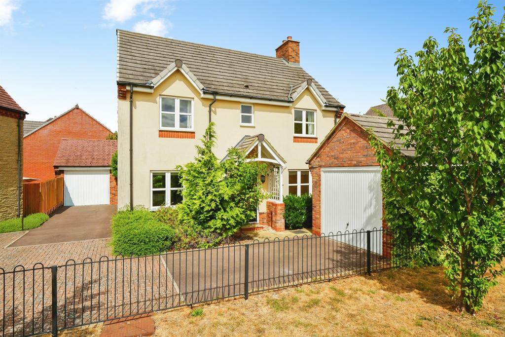House in Bicester