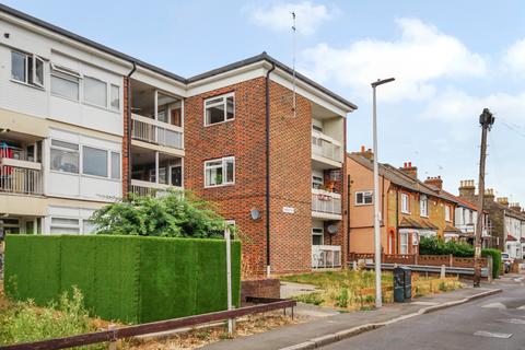 64 Prospect Road, WOODFORD GREEN IG8