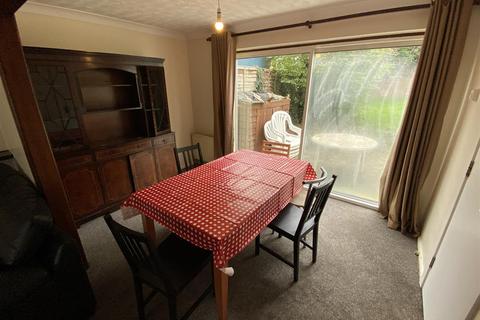 4 bedroom house to rent, Bishops Rise, Hatfield