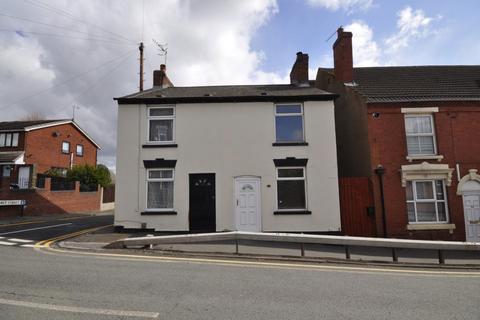 2 bedroom semi-detached house to rent, Bower Lane, Quarry Bank