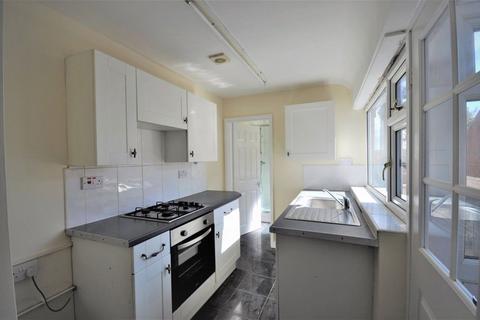 2 bedroom semi-detached house to rent, Bower Lane, Quarry Bank