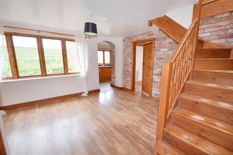 2 bedroom barn conversion to rent, The Barns, Gaddesby Lane, Rotherby