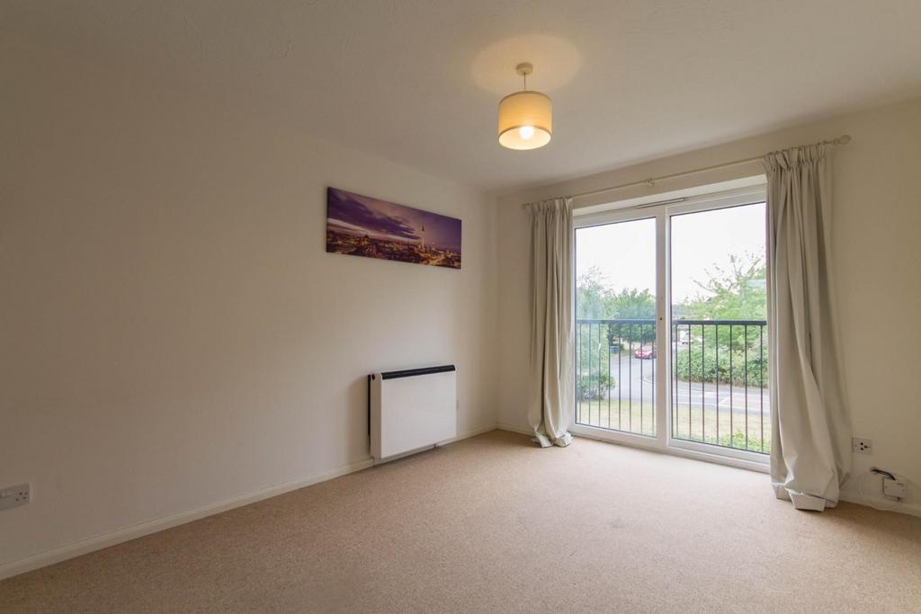 Blackthorn Close, Cambridge - View 2