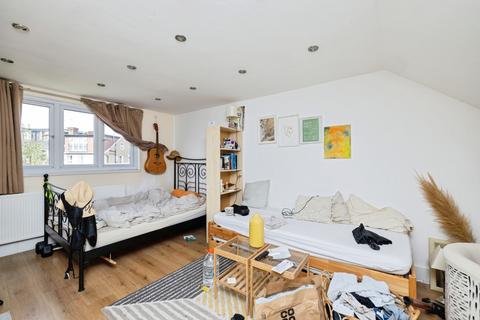 5 bedroom end of terrace house for sale, Polsted Road, London, SE6