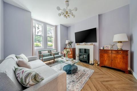 5 bedroom semi-detached house for sale, Ravensbourne Avenue, Bromley, BR2