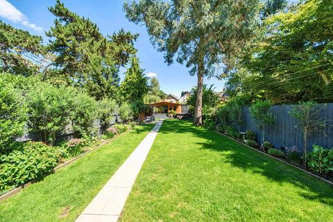 5 bedroom semi-detached house for sale, Ravensbourne Avenue, Bromley, BR2