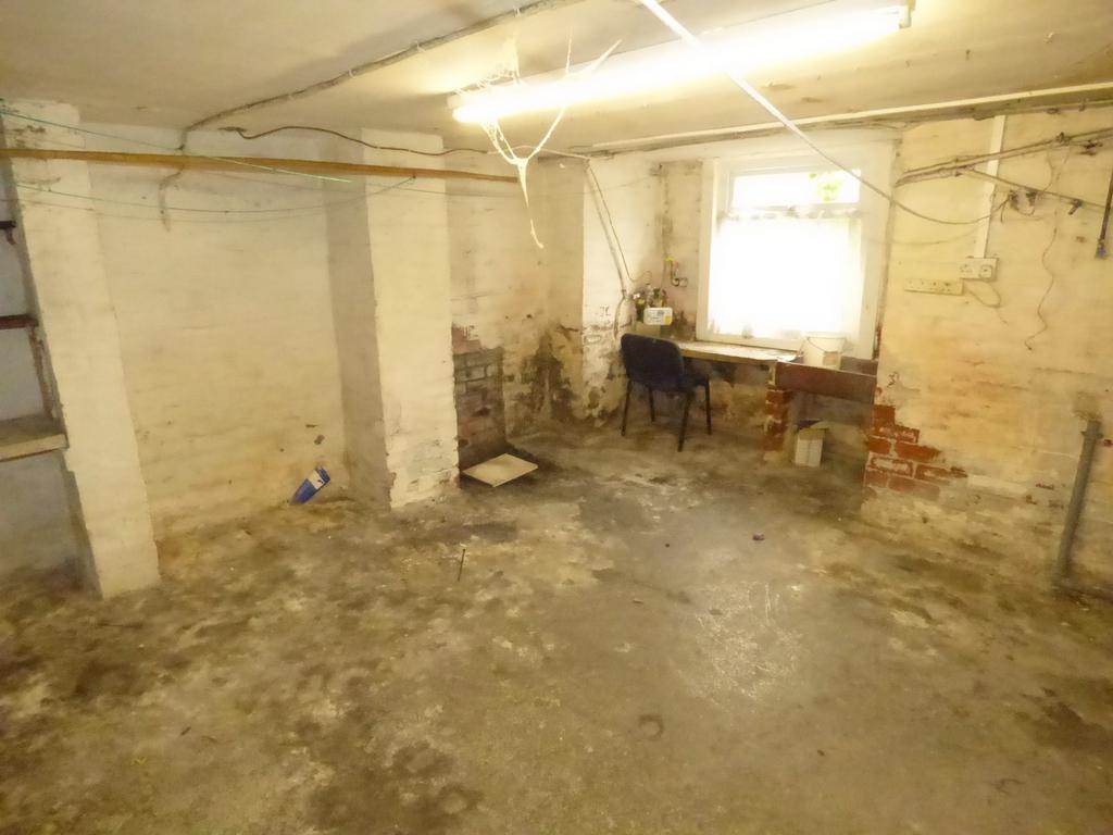 House in Leeds, Burley - View 6