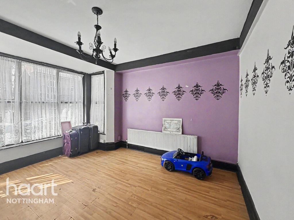 House in Nottingham, Radford - View 2