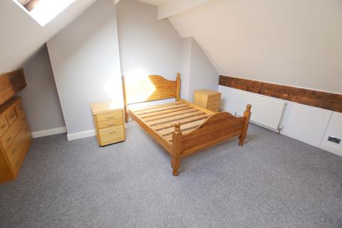 3 bedroom terraced house to rent, Dovercourt Road, Sheffield, S2