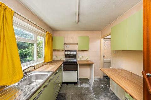 undefined, Swindon Road, Horsham, RH12