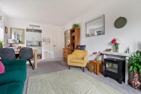 1 bedroom retirement property for sale, Penrith Court, Broadwater Street East