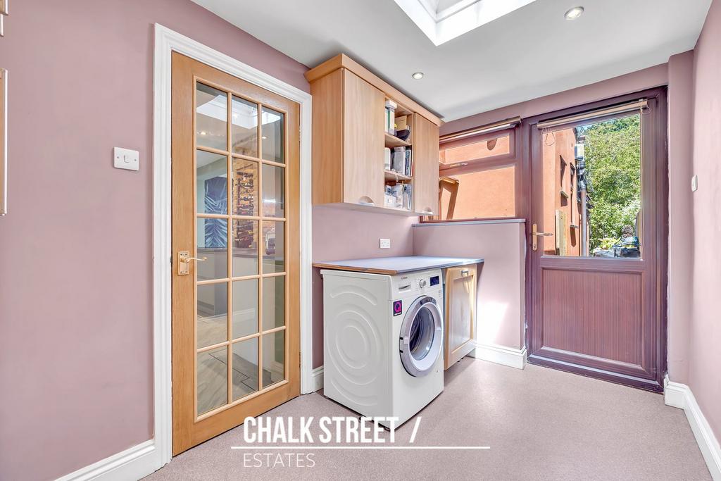 Utility room, utility