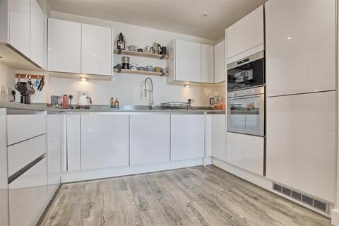 1 bedroom flat for sale, 160 Newmarket Road, Cambridge