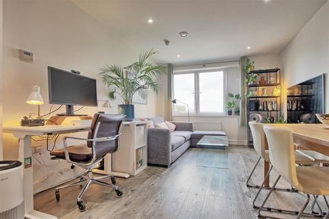 1 bedroom flat for sale, 160 Newmarket Road, Cambridge