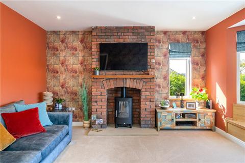 4 bedroom detached house for sale, Baildon Road, Baildon, West Yorkshire, BD17