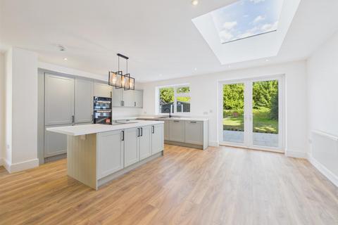 undefined, Clinton Road, Barnstaple EX32