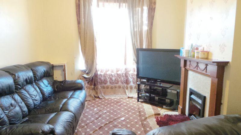 Living room, fireplace