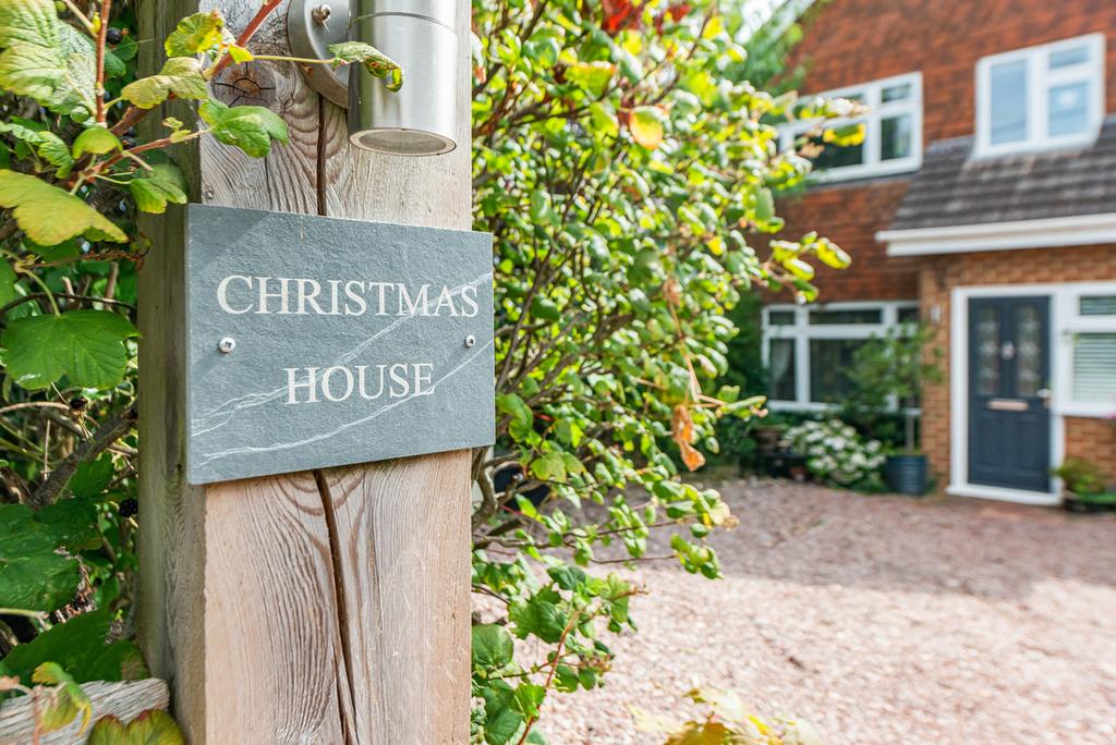 Detached house exterior