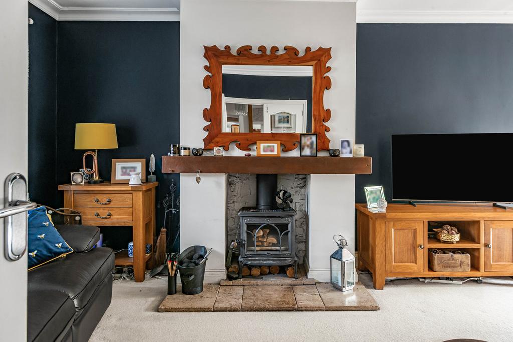 Living room, fireplace