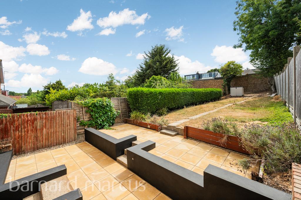 House in BARNET - View 2