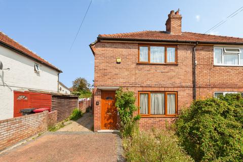 York Avenue, Slough, SL1