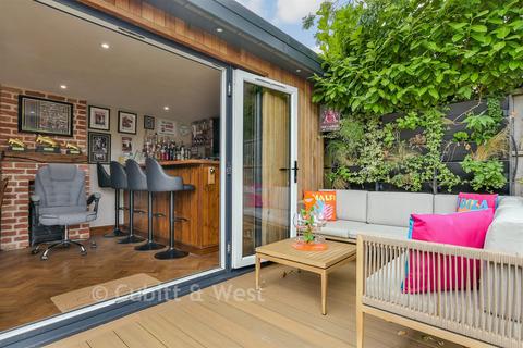 2 bedroom semi-detached bungalow for sale, Maurice Avenue, Caterham CR3
