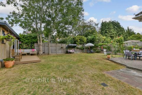 2 bedroom semi-detached bungalow for sale, Maurice Avenue, Caterham CR3