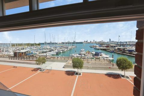 undefined, Salt Meat Lane, Gosport