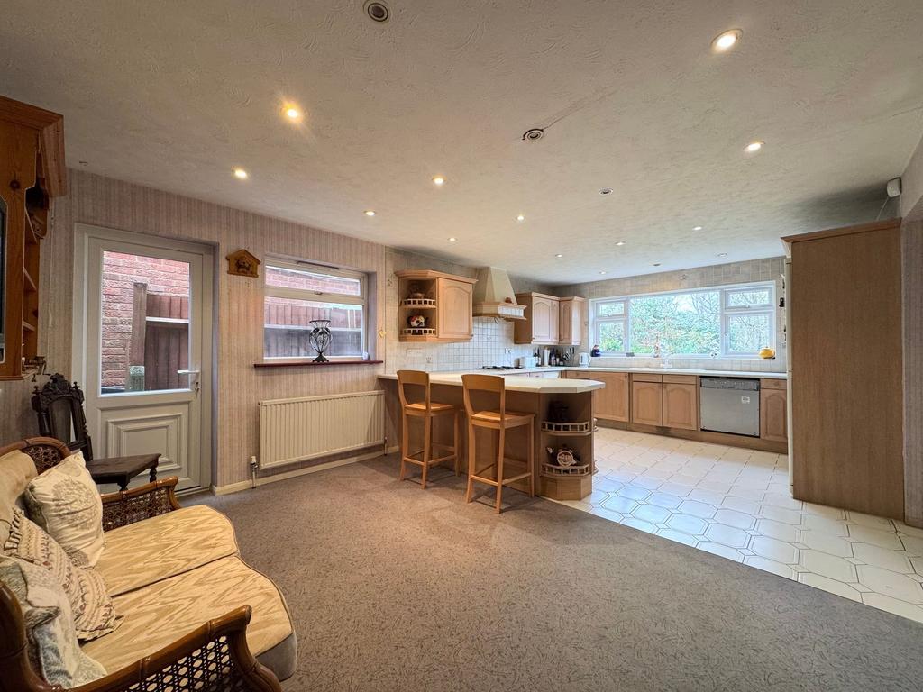 Kitchen/dining area