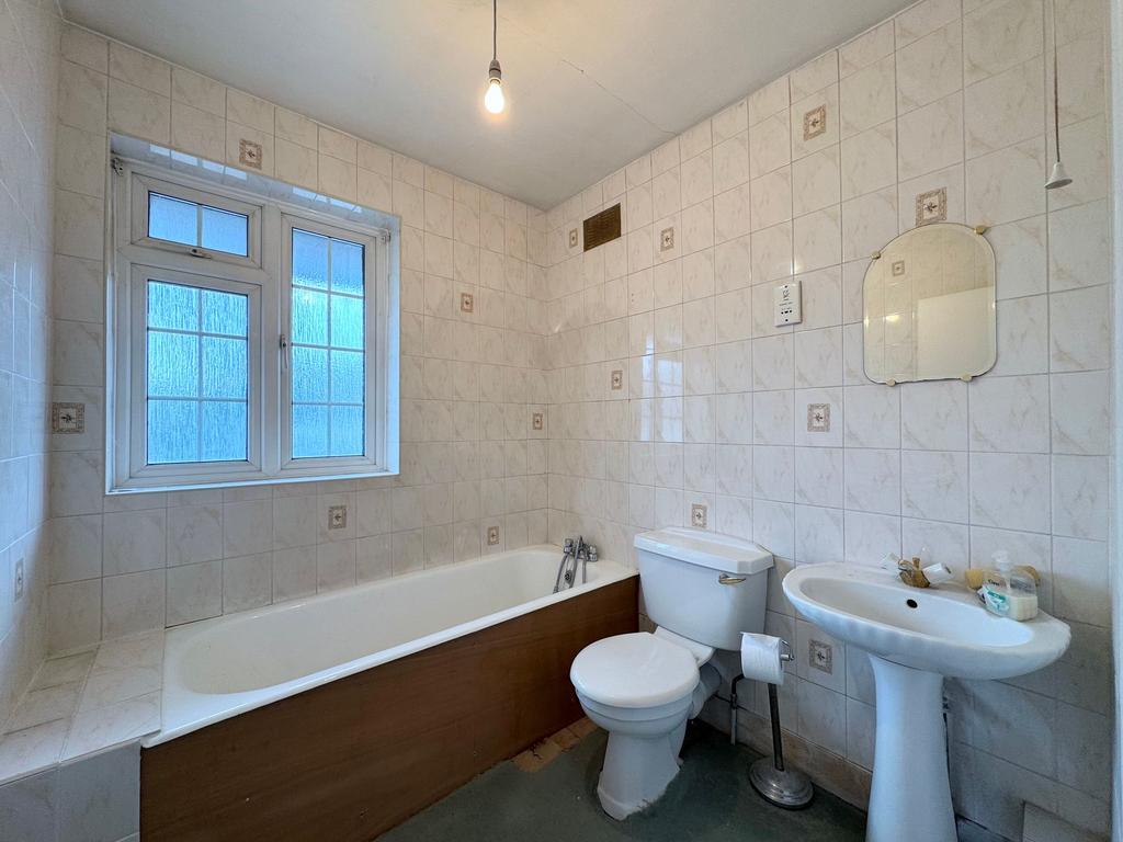 Family bathroom