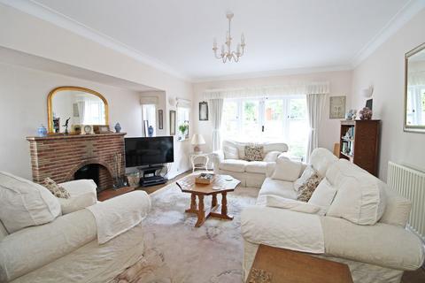 4 bedroom detached house for sale, Kenwood Drive, Beckenham, BR3
