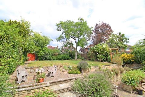 4 bedroom detached house for sale, Kenwood Drive, Beckenham, BR3