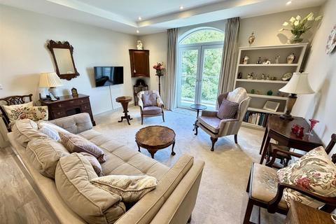 2 bedroom apartment for sale, St. Pauls Lock, Mirfield