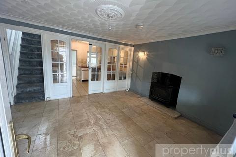 2 bedroom terraced house for sale, High Street, Tonyrefail, Rhondda Cynon Taff, CF39