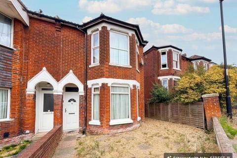 1 bedroom maisonette for sale, 30 Bond Road, Southampton, Hampshire, SO18 1LQ