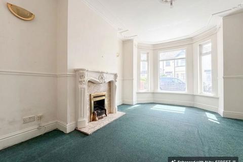 1 bedroom maisonette for sale, 30 Bond Road, Southampton, Hampshire, SO18 1LQ