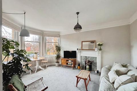 2 bedroom apartment to rent, St Marks Avenue, Harrogate, North Yorkshire, HG2  8AE