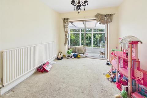 3 bedroom house to rent, Bleakmoor Close, Rearsby, Leicester
