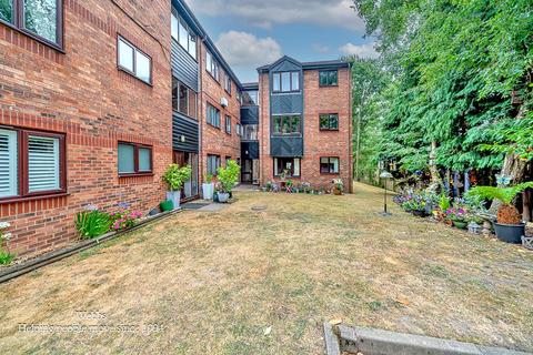 2 bedroom flat for sale, Stoney Croft, Cannock WS11