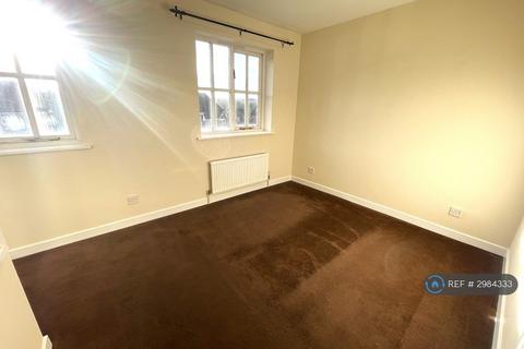 2 bedroom semi-detached house to rent, Magpie Way, Telford, TF4
