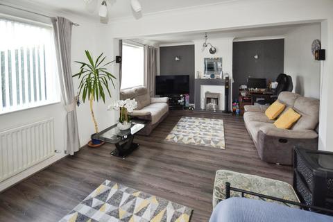 3 bedroom semi-detached house for sale, Lincoln Green, Skegness PE25