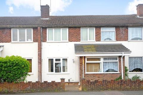 3 bedroom terraced house to rent, Blake Road, Bicester, OX26