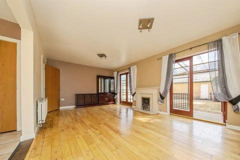 4 bedroom link detached house for sale, Tayberry Place, Ipswich