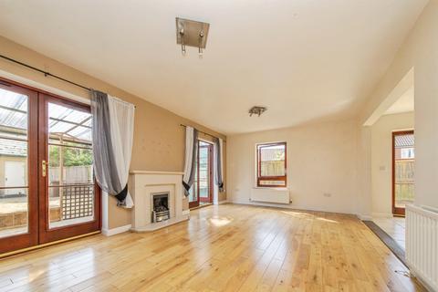 4 bedroom link detached house for sale, Tayberry Place, Ipswich